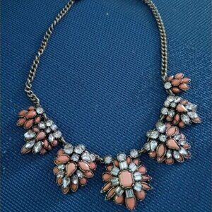 Ladies Fashion necklace